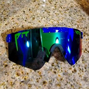 Pit viper sunglasses 👓